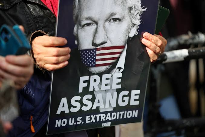 Wikileaks founder Julian Assange freed from prison after striking deal with US